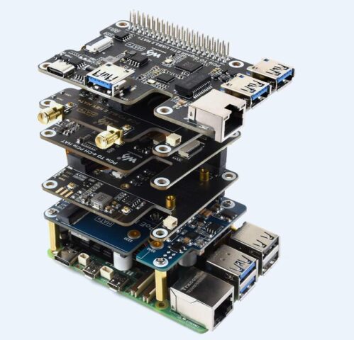 4-Ch PCIe FFC Adapter Board 設置は積み上げ方式
